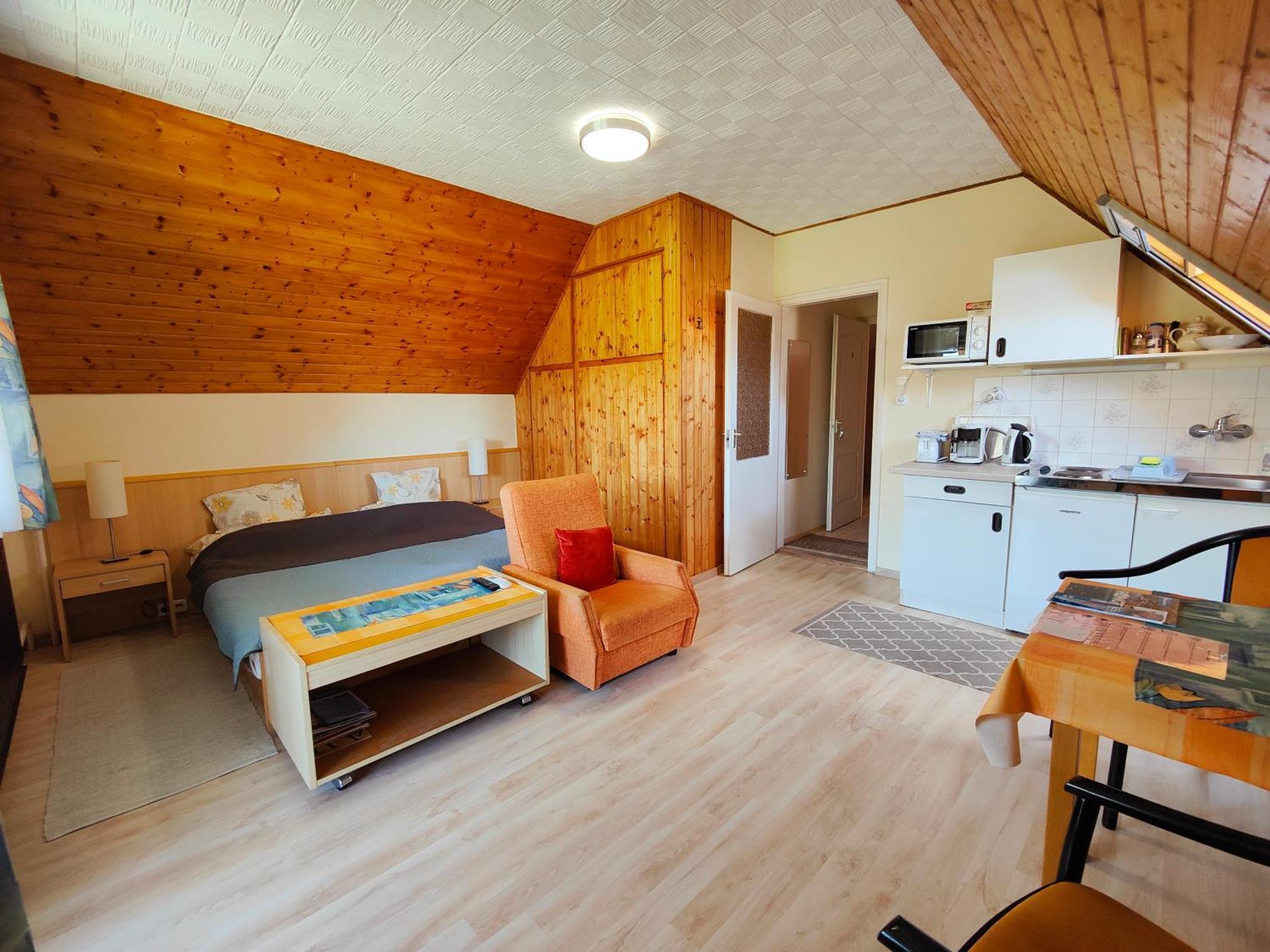 Viola House Hotell Hévíz Exteriör bild